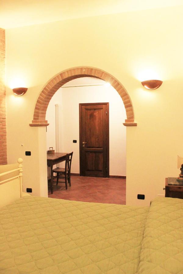 B&B La Toscanina ซานมีเนียโต ภายนอก รูปภาพ