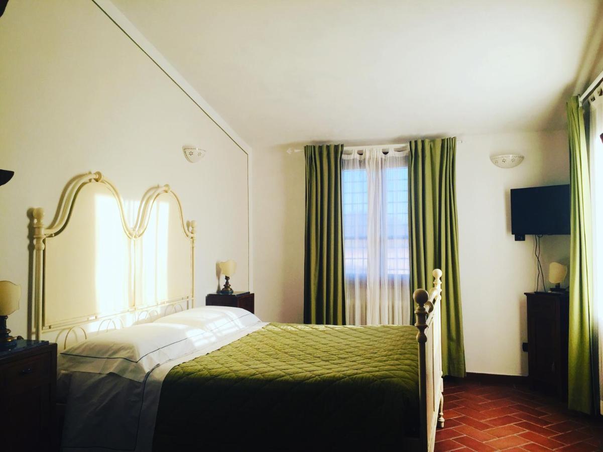 B&B La Toscanina ซานมีเนียโต ภายนอก รูปภาพ